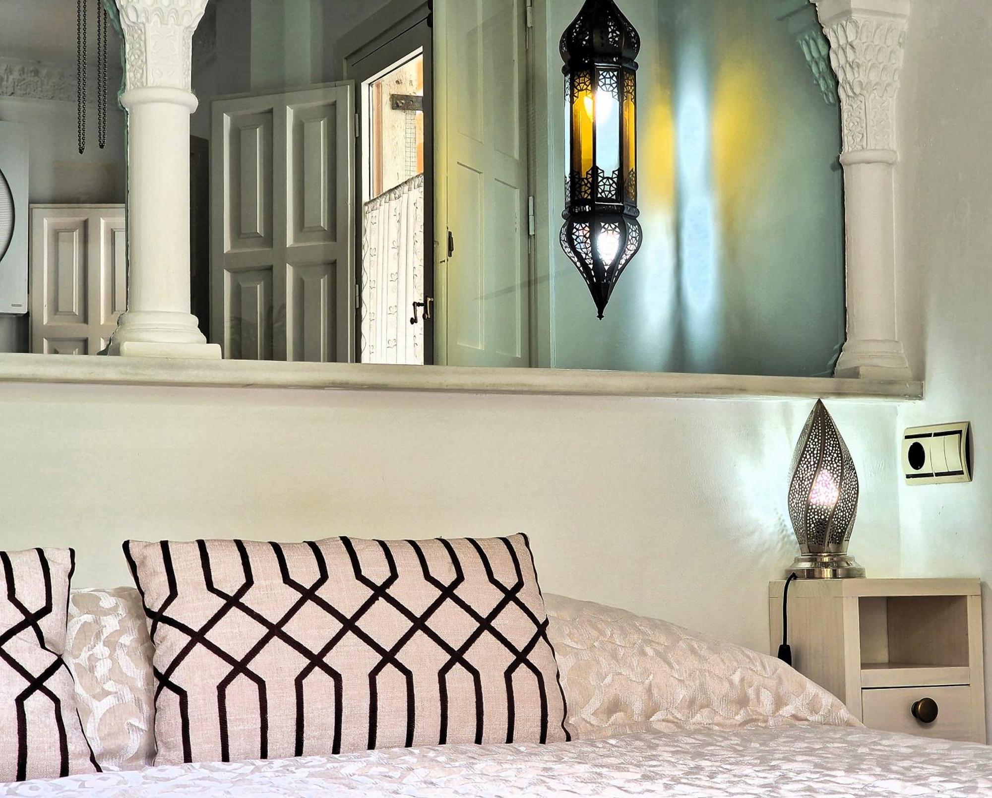 The Nasrid Palace From Your Bed ! Grenada Zewnętrze zdjęcie